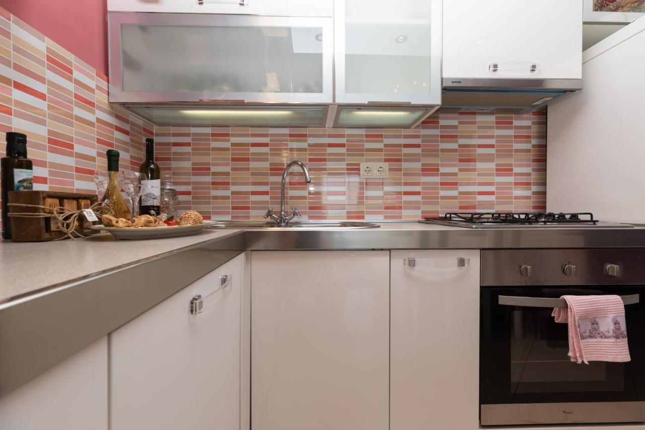 Apartman Monika Omiš Zewnętrze zdjęcie