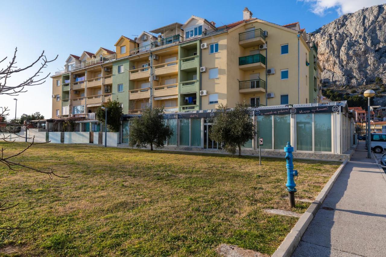 Apartman Monika Omiš Zewnętrze zdjęcie