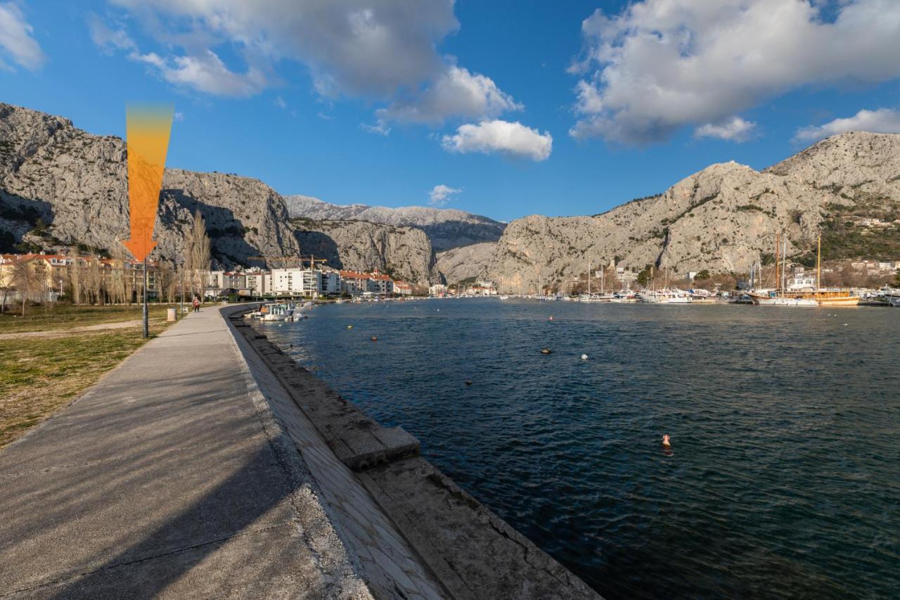 Apartman Monika Omiš Zewnętrze zdjęcie